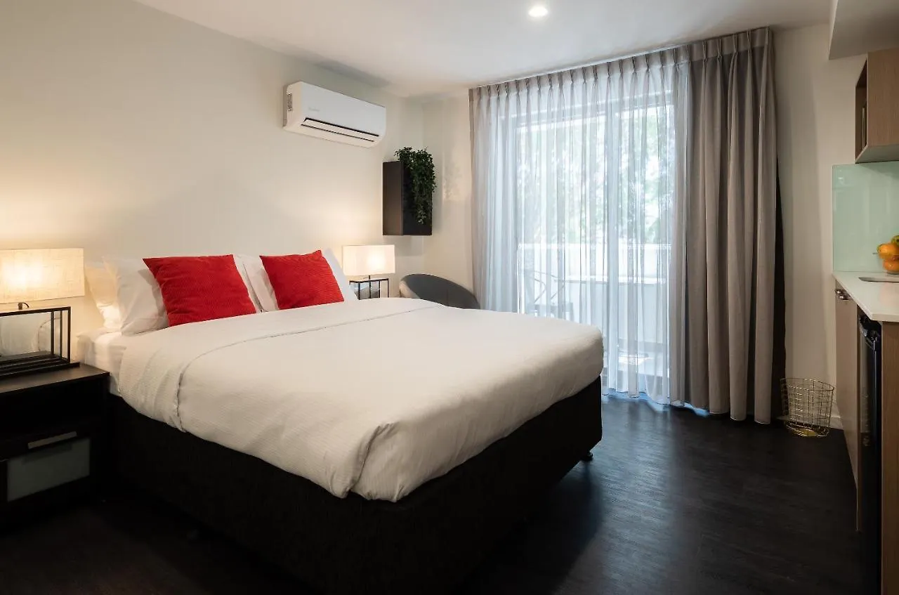 Ascot Budget Inn & Residences Брисбен 3*,  Австралия