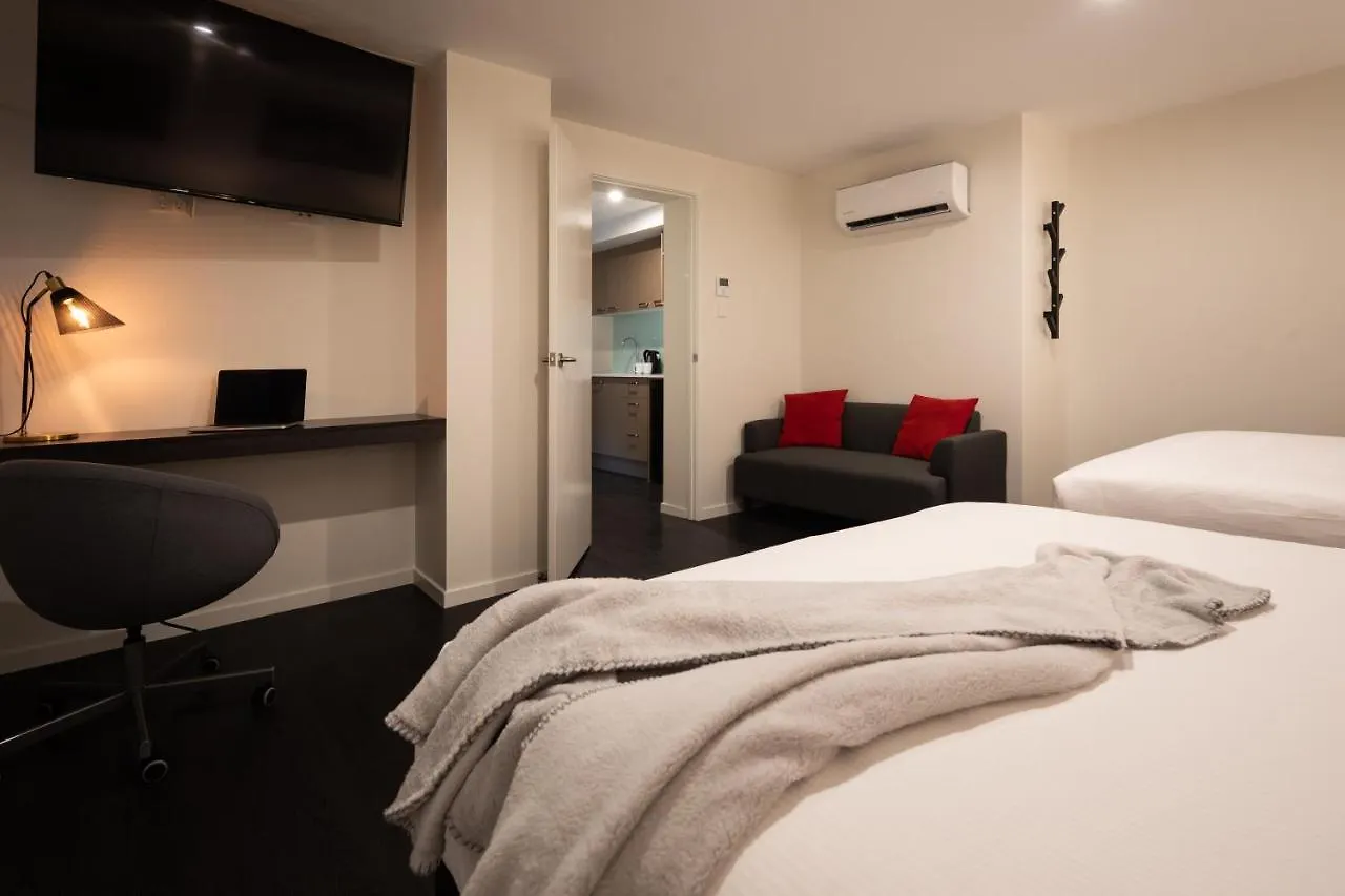 Ascot Budget Inn & Residences Brisbane 3*,